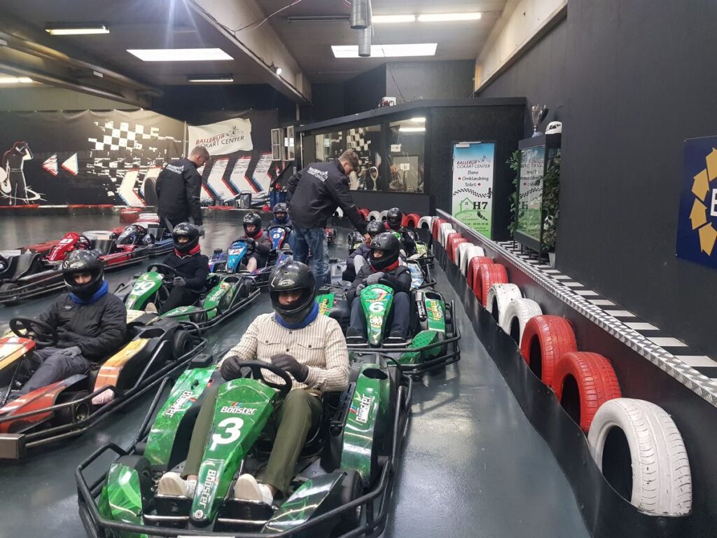 Billede 2 fra Gokart med 40 personer